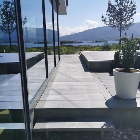 Villa Exclusive Seafront