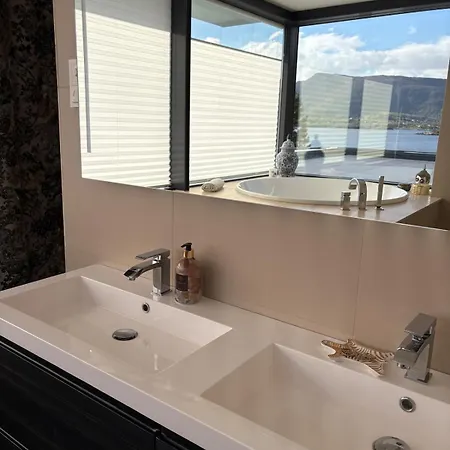 וילה Exclusive Seafront Ålesund
